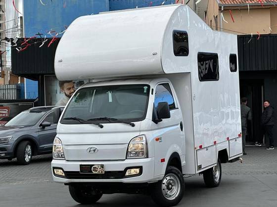 HYUNDAI HR 2.5 TURBO DIESEL CS 4WD MANUAL HYUNDAI HR 2.5 TURBO DIESEL CS 4WD MANUAL